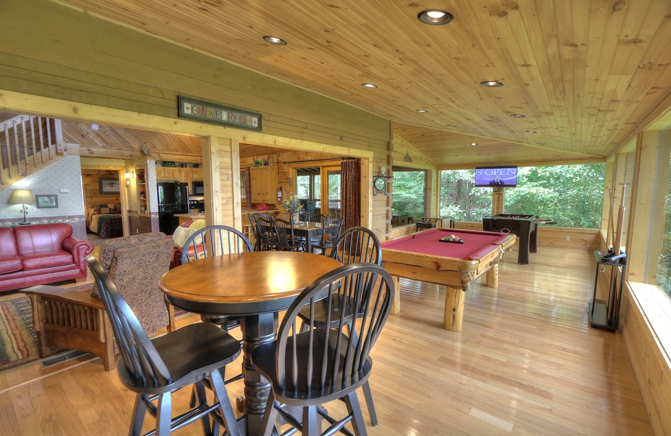 Cabin76_9 Oak Haven Resort & Spa