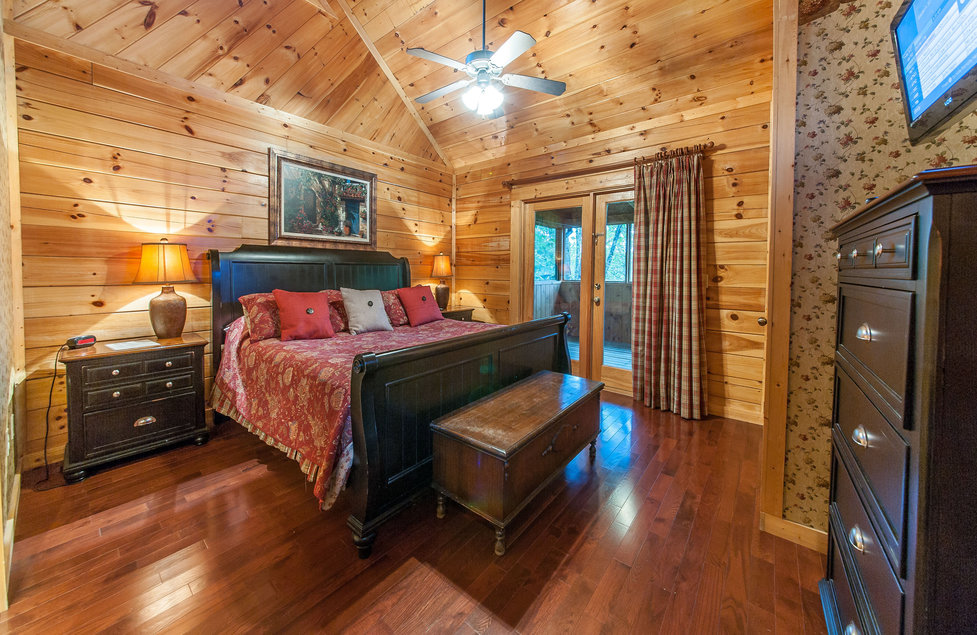 Cabin 12, 4-Bedroom – Smoky Mountains TN | Oak Haven Resort & Spa