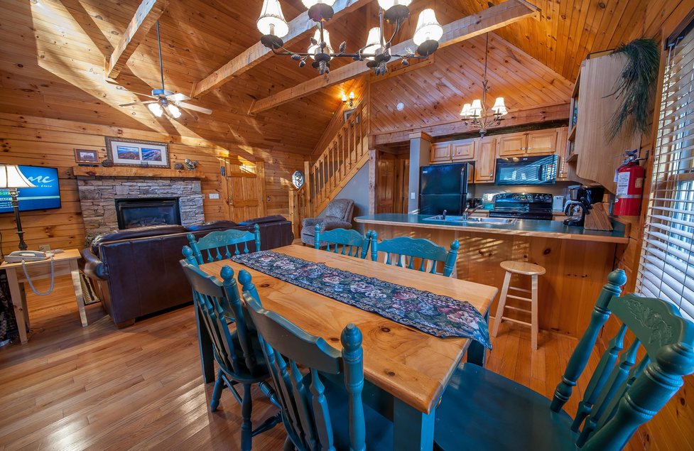 Cabin 28 Oak Haven Resort & Spa