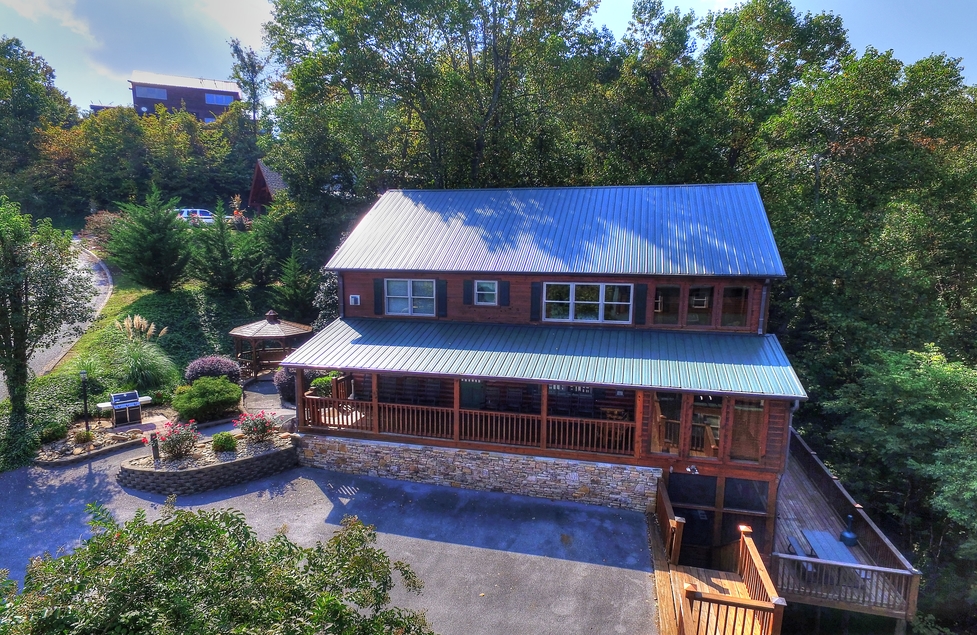 Cabin 82 Oak Haven Resort Spa